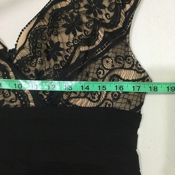 ADRIANNA PAPELL LACE TIERED STRETCH SHEATH DRESS 12P BLACK / NUDE - Picture 8 of 11